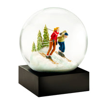 Load image into Gallery viewer, Skiers Snow Globe
