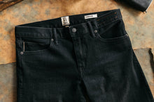 Load image into Gallery viewer, KATO PEN JEAN IN COLE