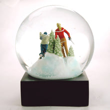 Load image into Gallery viewer, Skiers Snow Globe