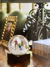 Load image into Gallery viewer, Skiers Snow Globe